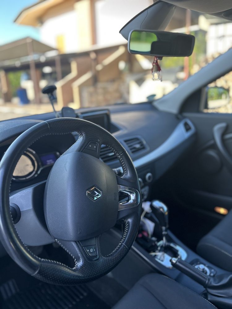 Продам власне авто Renault megane 2013р автомат
