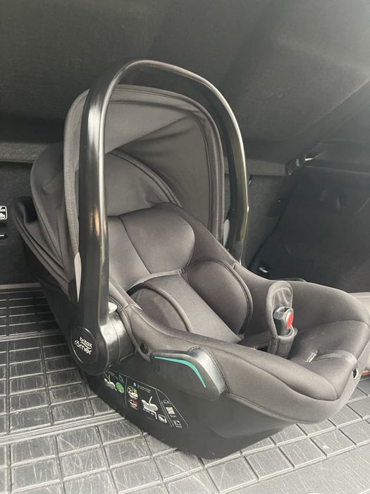 Britax-Romer автокрісло Baby-Safe Core  автолюлька
