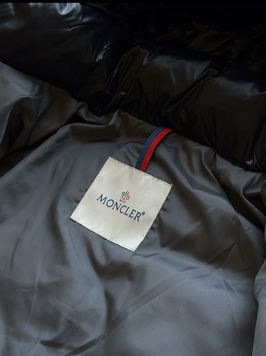 Зимова куртка MONCLER