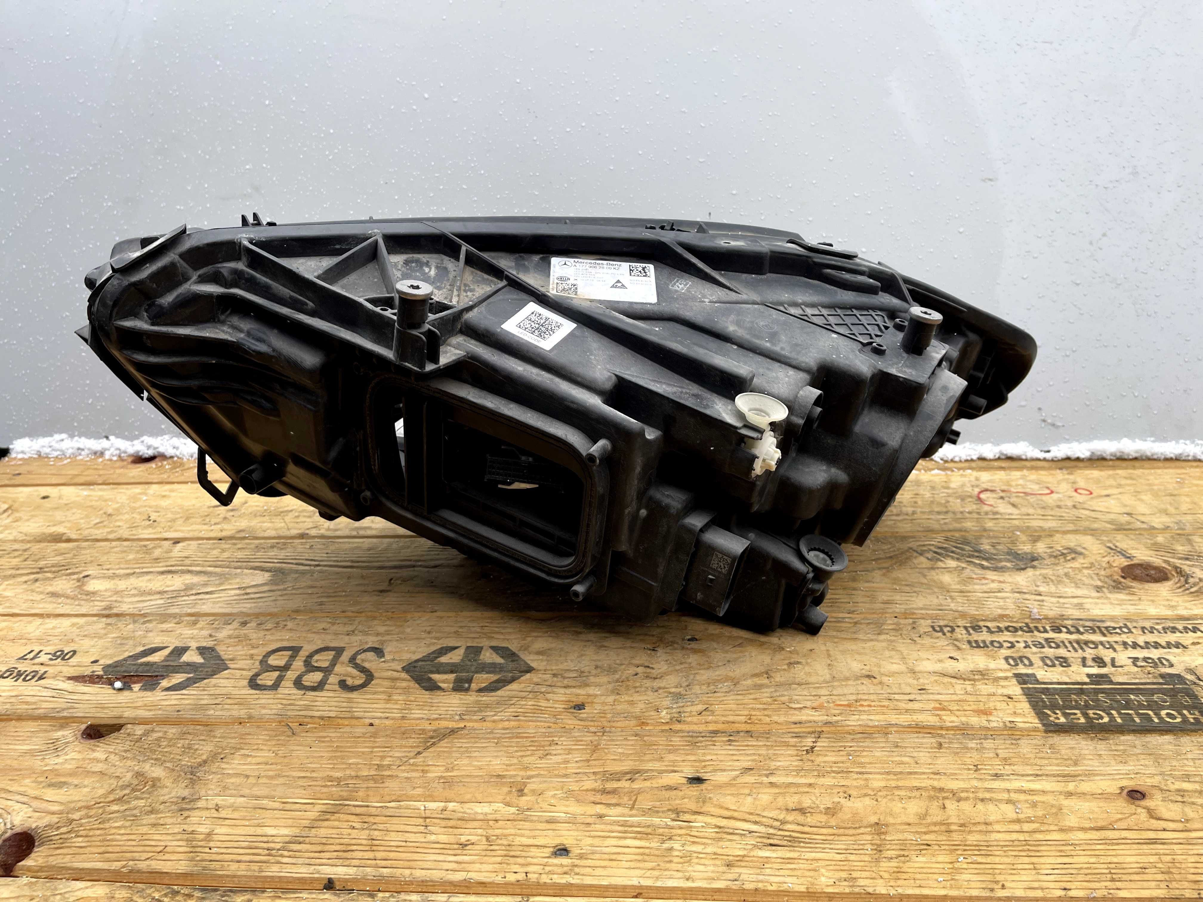 Lampa przód prawa Mercedes A 177  FULL LED PERFORMANCE