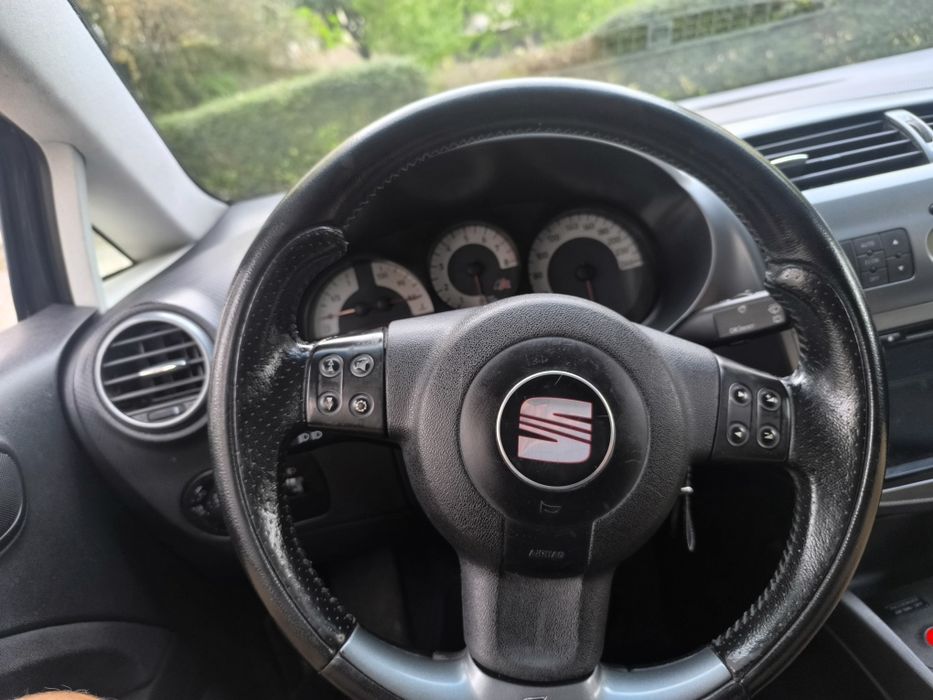 SEAT Leon 1p fr 2.0 200 cvl  gasolina