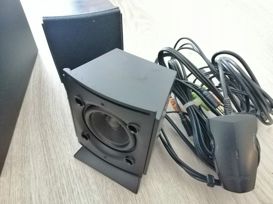 Colunas Creative Inspire 6.1 6700