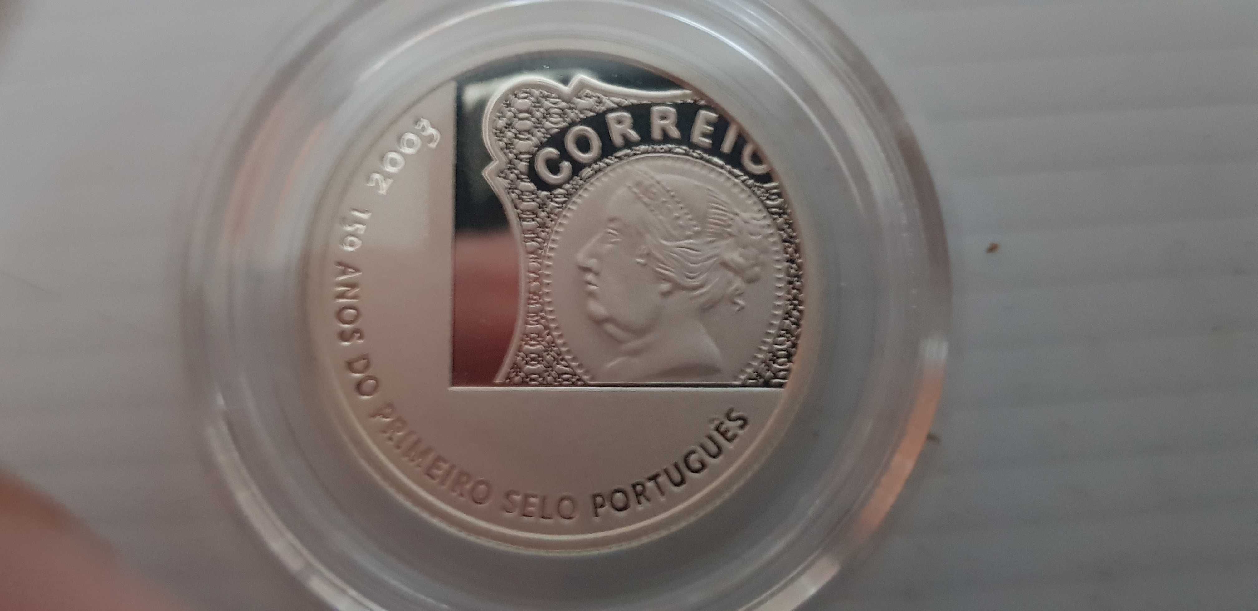 Moeda comemorativa em PROOF dos 150 Anos do primeiro selo Português