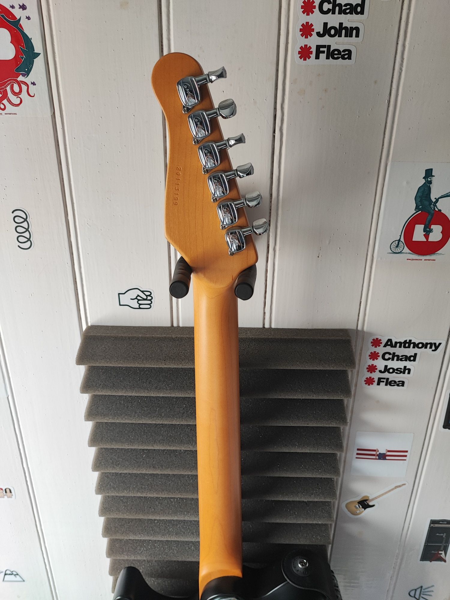 Guitarra Godin Stadium HT