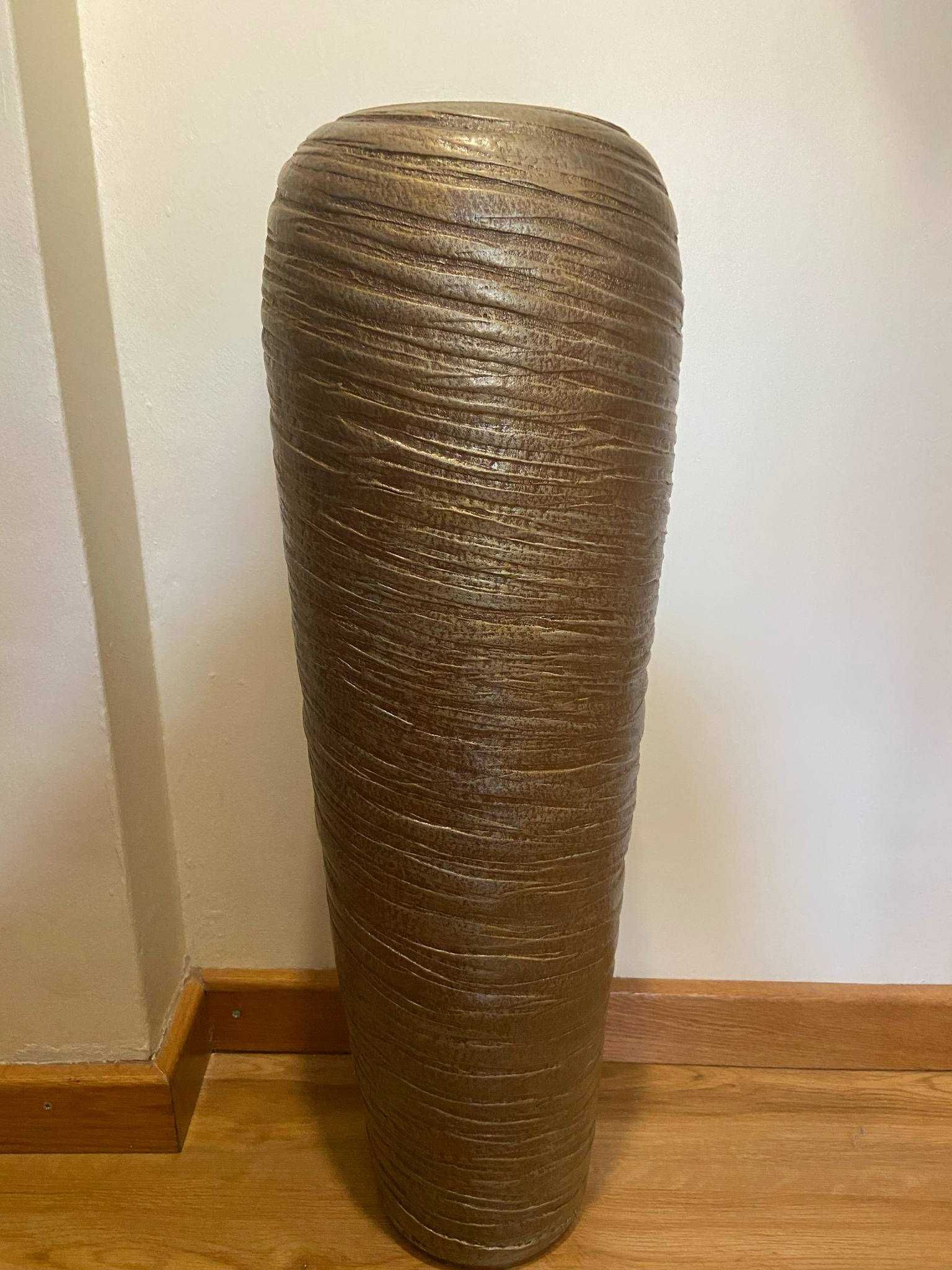 Ânfora / vaso alto de barro pintado