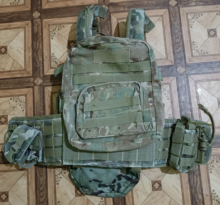 Плитоноска з підсумками  Single Sword