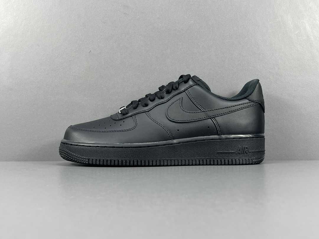 Nike Air Force 1 Low '07 Black EU 43