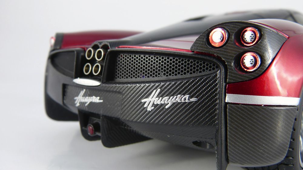 1:18 Huayra Pagani Logo naklejka Gt Autos AUTOart