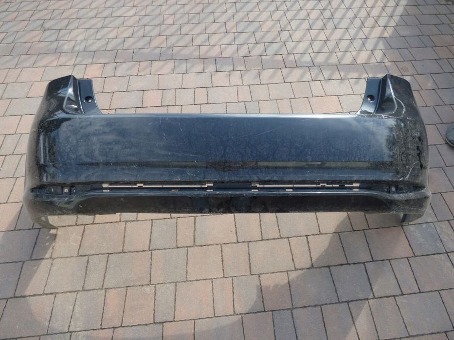 TOYOTA AVENSIS T27 LIFT 2015- SEDAN ZDERZAK TYŁ