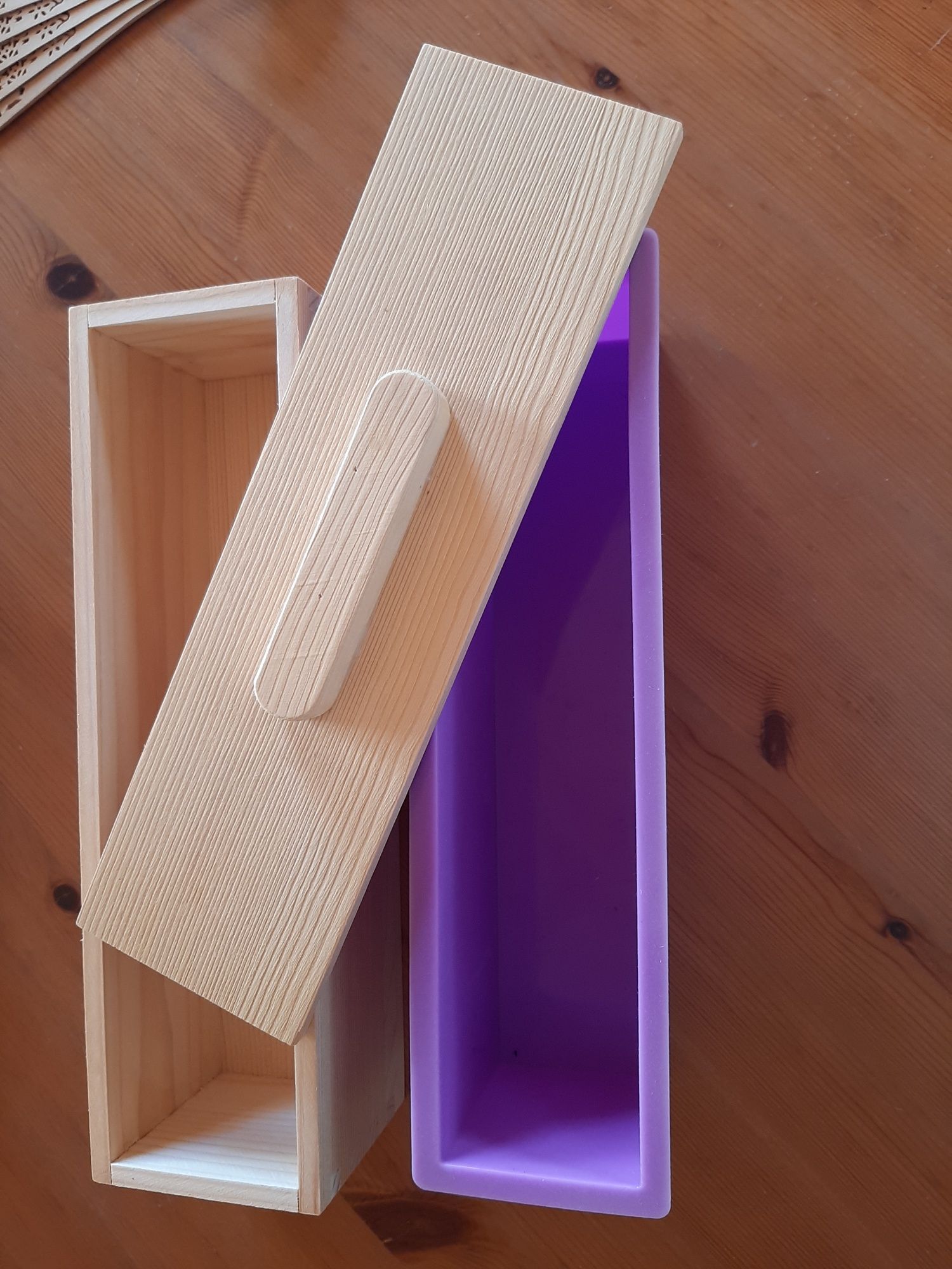 Molde Sabão - Silicone e Madeira - Novo