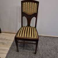 Stare dębowe krzesło