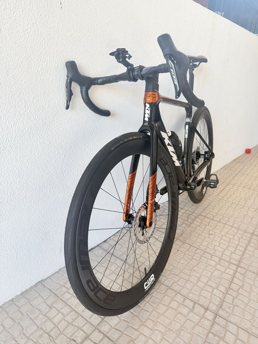 Bicicleta KTM Alto Elite Revelator