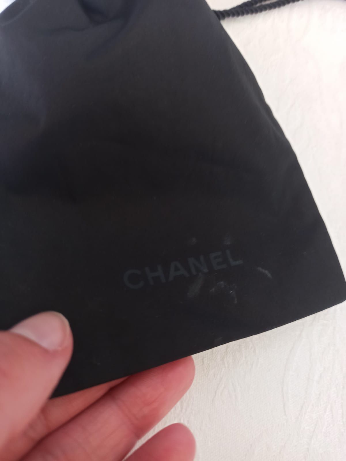 Saquinha Chanel para acessórios