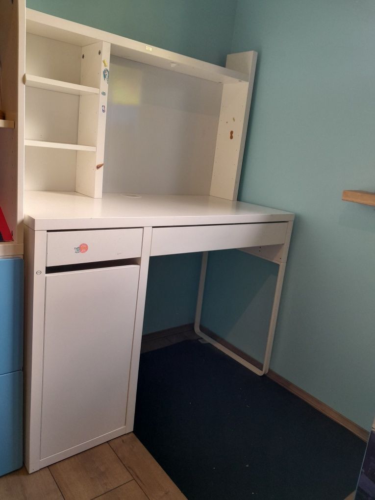 Biuro białe Ikea