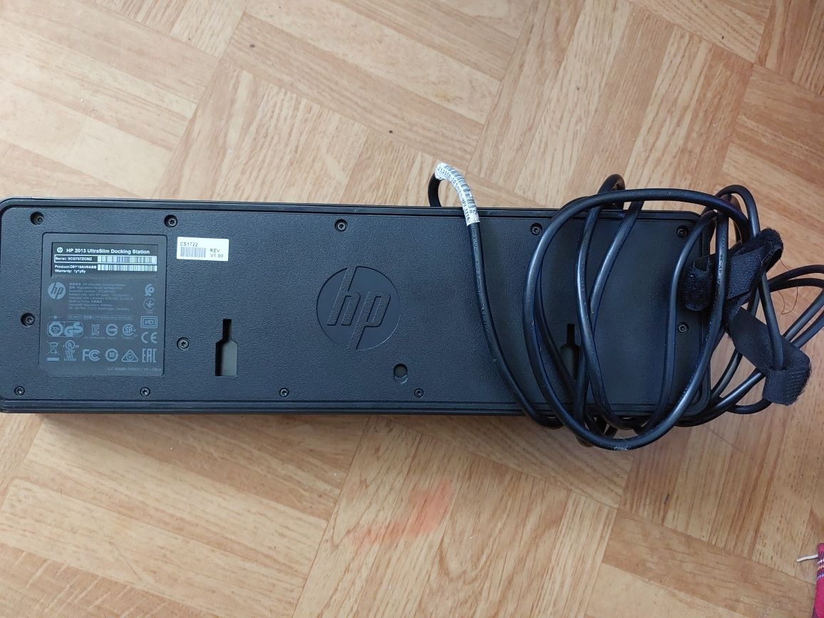 Stacją dokująca HP 2013 UltraSlim Dokting Station z zasilaczem