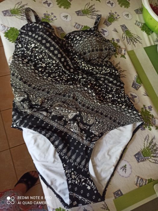 фирменный новый купальник H&M слитный на 56 р-р/европейский  52/XXL