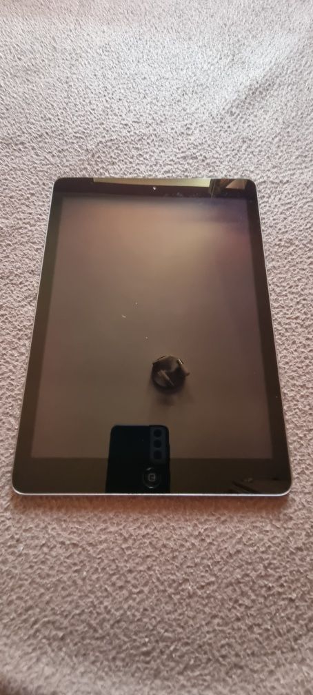 Apple iPad air A1475