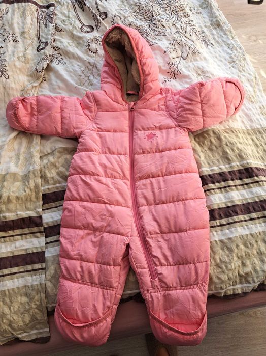 Kombinezon niemowlecy