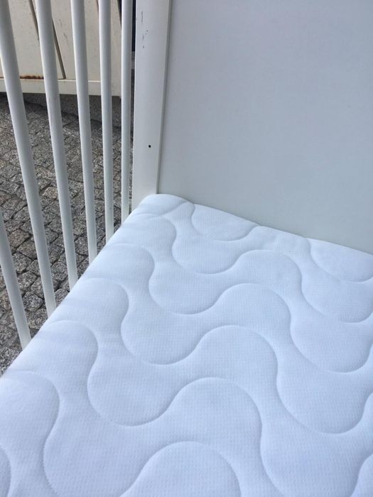 Berço Ikea Samagora com Colchão