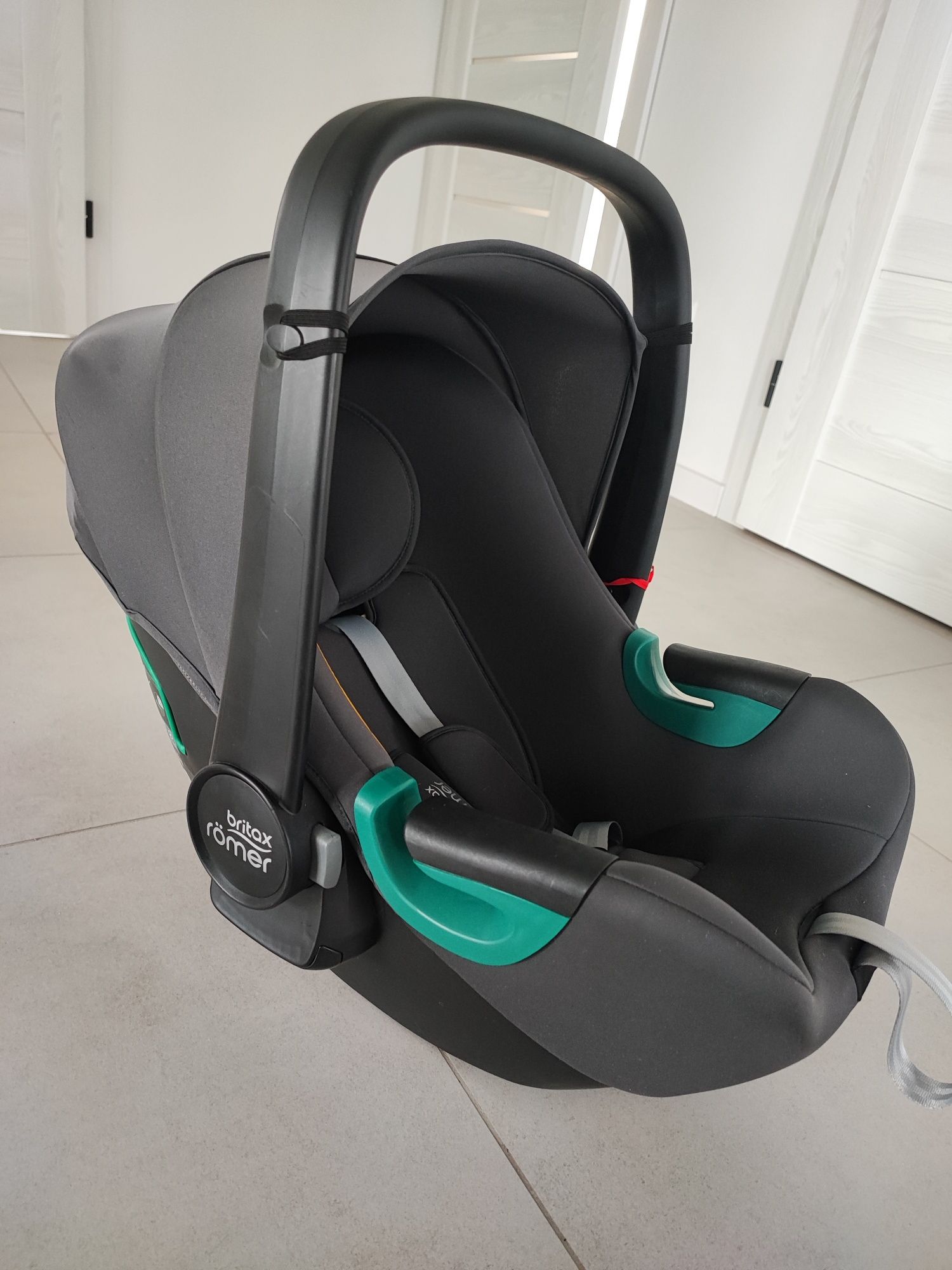 Fotelik samochodowy Britax Romer Baby Safe 3 i-size 0-13kg