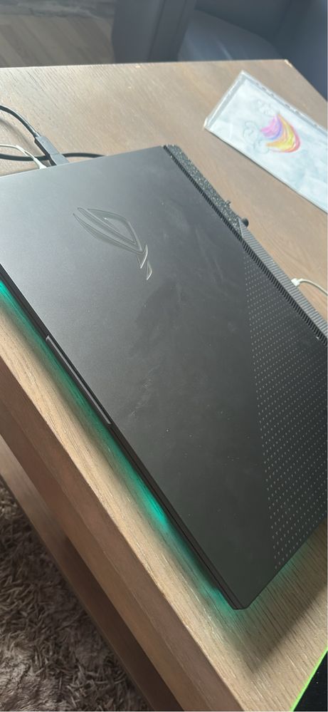 Laptop Asus Rog Strix G17 240Hz/RTX4070/32GB/2k/7940HX+SSD 2TB+Mysz