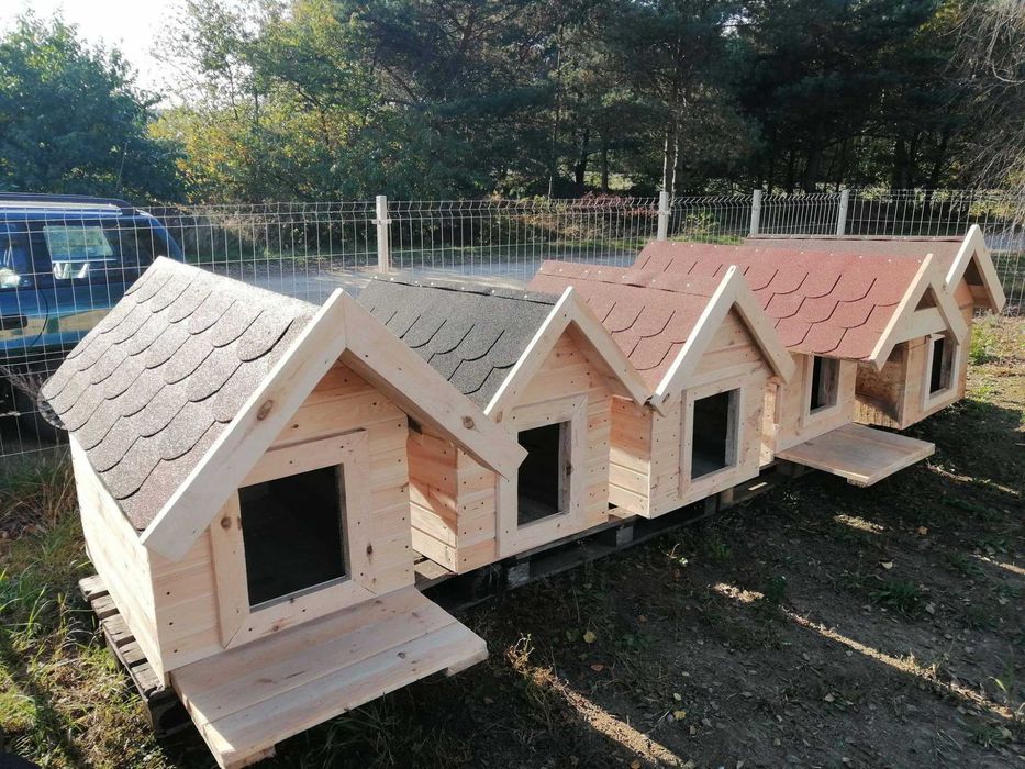 Sprzedam budy dla piesków ocieplany i solidny