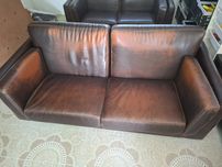 Sofa 2 lugares pele castanha 2 metros