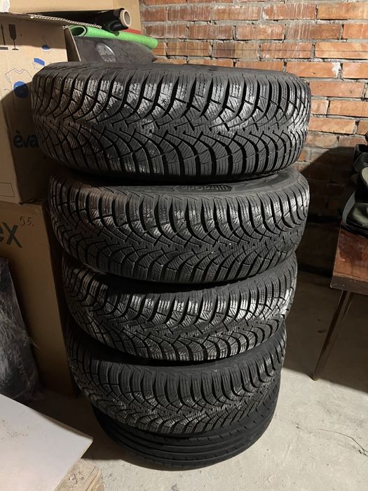 Goodyear UltraGrip 9+ 195/65/R15 Диски 5*112
