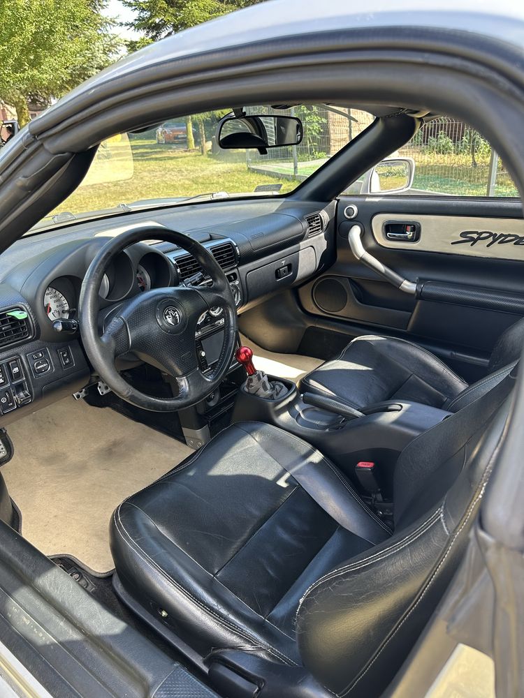 Toyota mr2 hard top