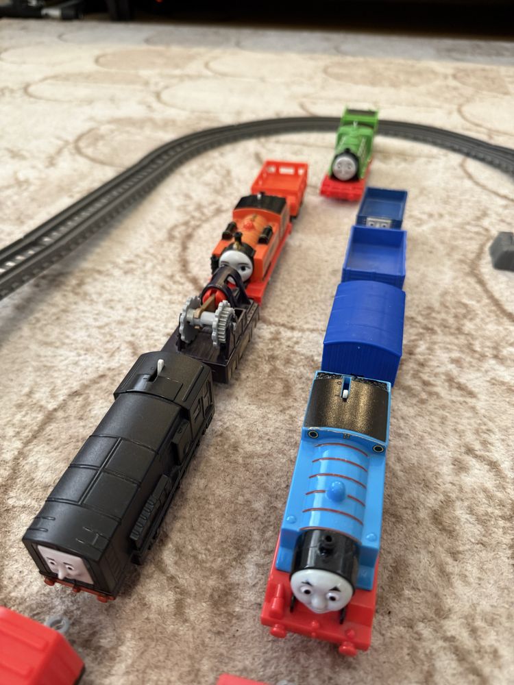 Tomek i przyjaciele. Pociągi i tory. Trackmaster