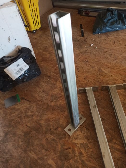 Sprzedam uchwytu metalowe