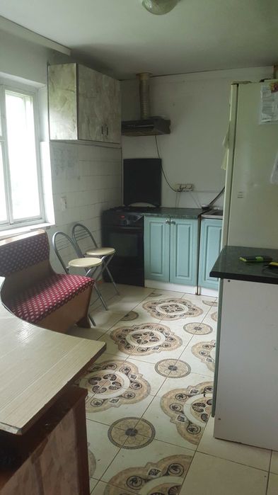 Автовокзал, Чайка, студентці або дівчині працюючій