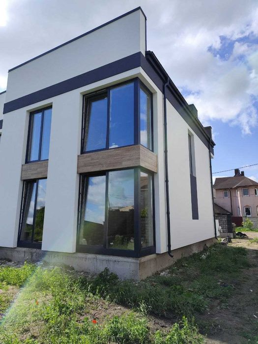 Продам стильний котедж !! Район жк на Щасливому!!!