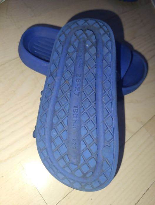 Дитячі шльопки або пляжне взуття  розмір 27