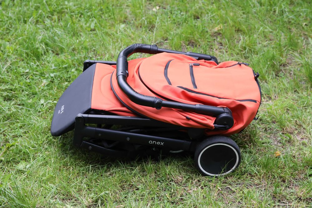 Продам коляску прогулянкову Anex Air X