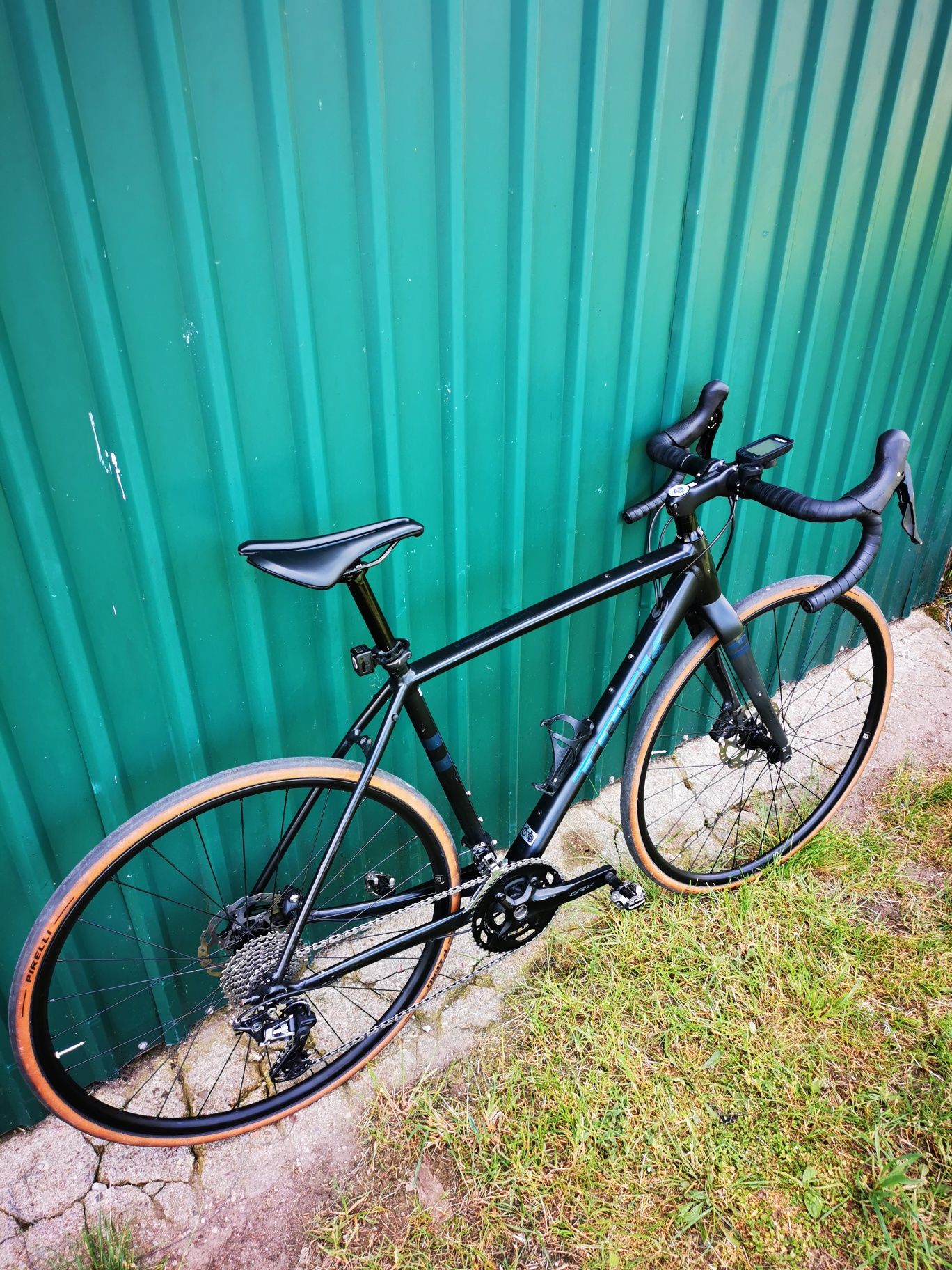Trek Checkpoint ALR5