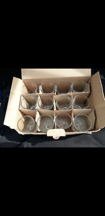 12 copos de shot novos em caixa
