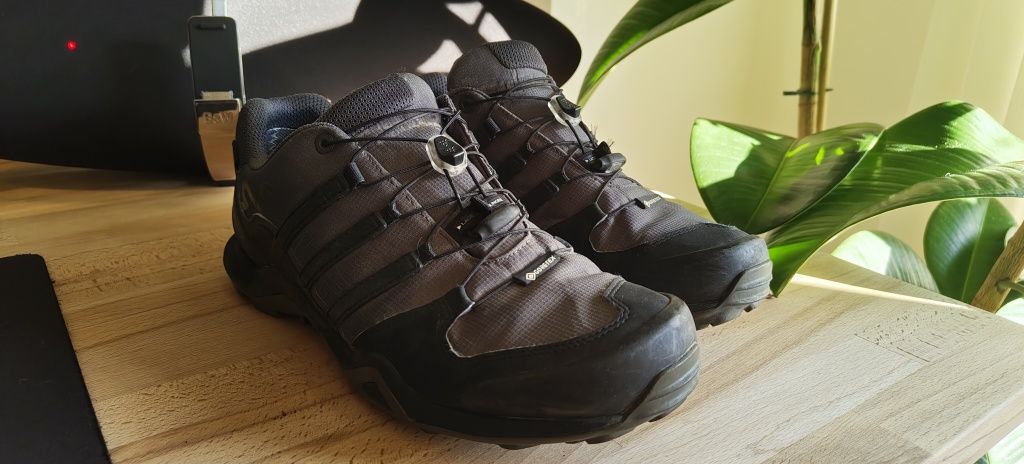 Tenis Adidas Terrex GORE-TEX