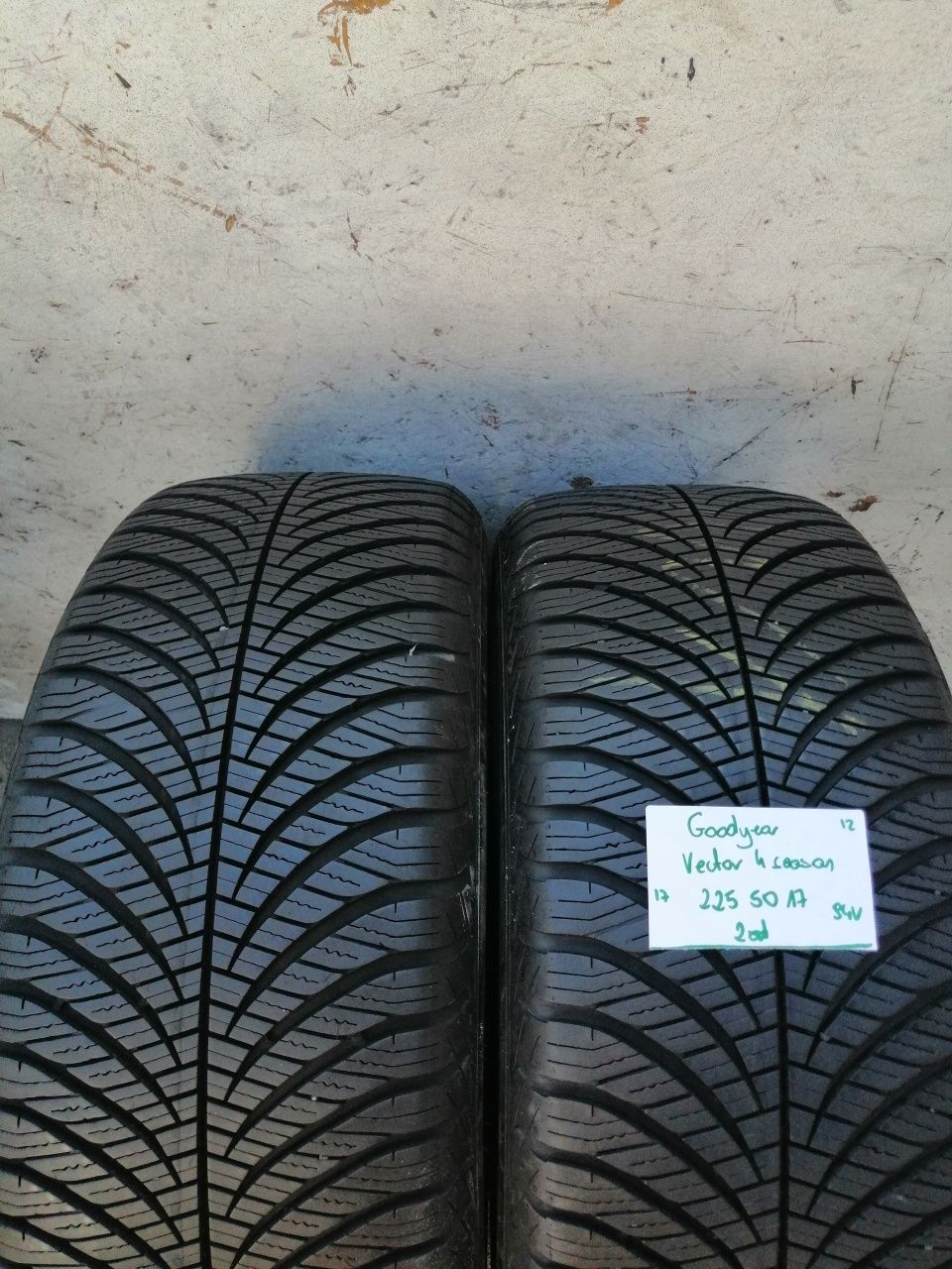 225/50/17 225/50R17 Goodyear 2017 całoroczne