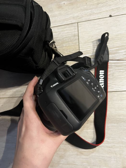Фотоаппарат Canon eos 1200D + линза 18-55mm