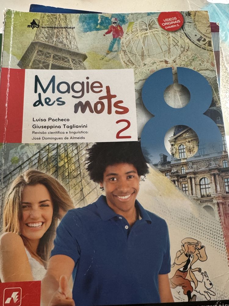 Manuais novos a cinco euros cada