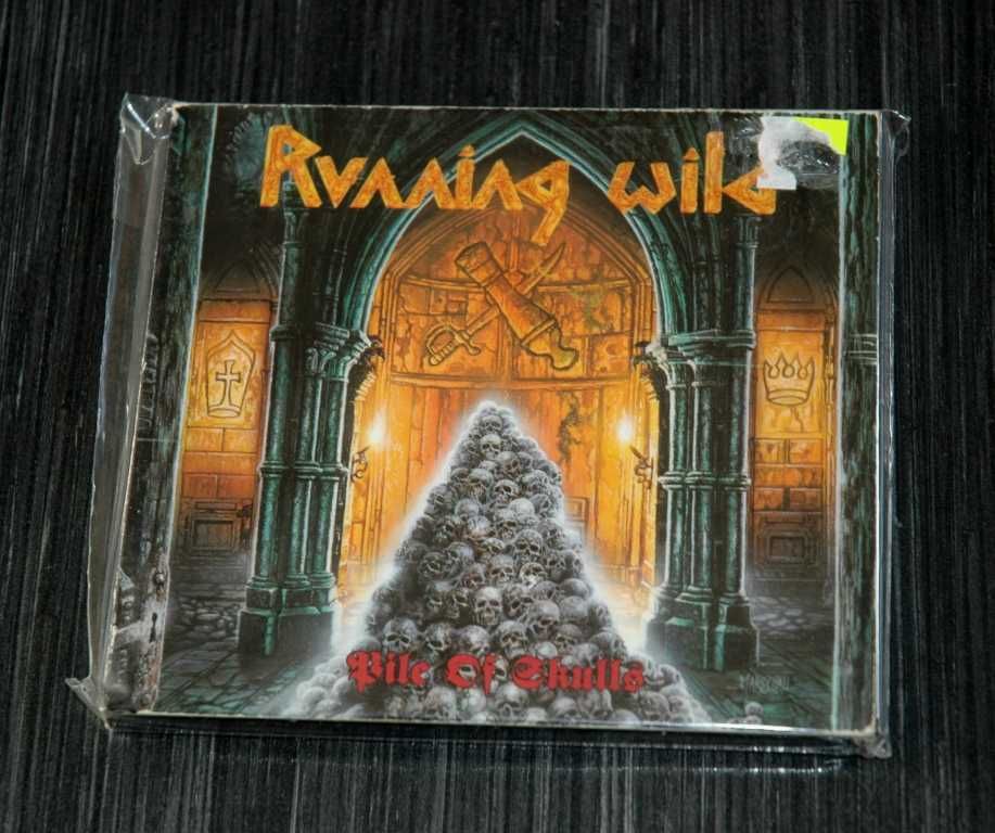 RUNNING WILD - Pile Of Skulls. 1992 Electrola.