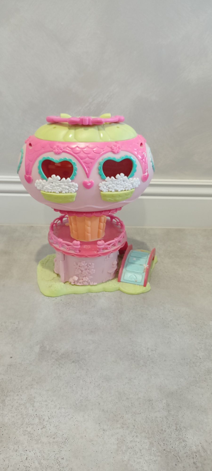 Domek dla pet shop