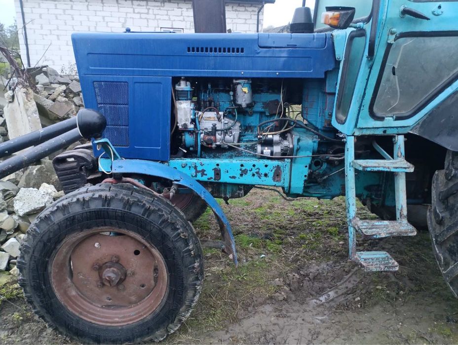 Продам трактор мтз 80 . 90 рік трактор на документах