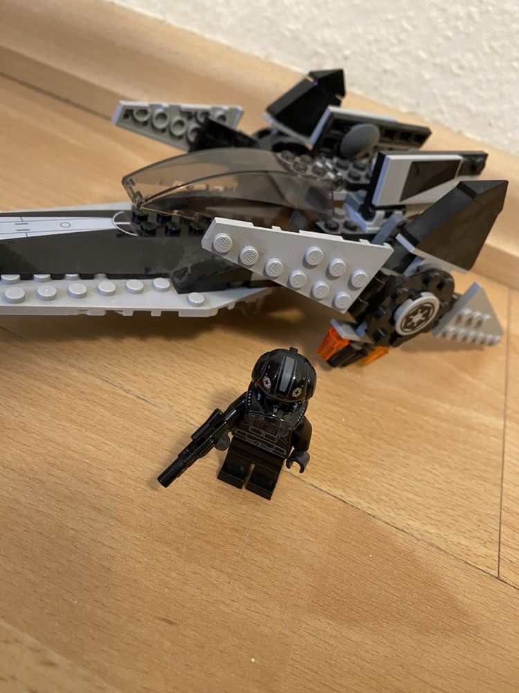 Lego 7915 Star Wars imperial V-Wing starfighter