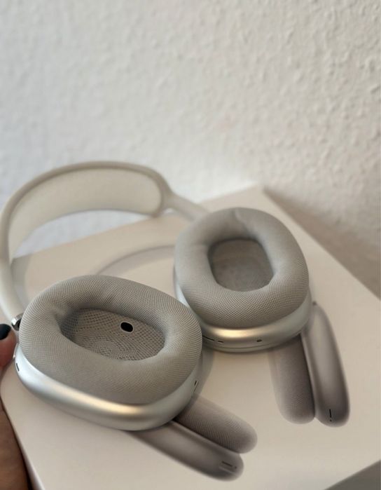Apple Airpods Max silver