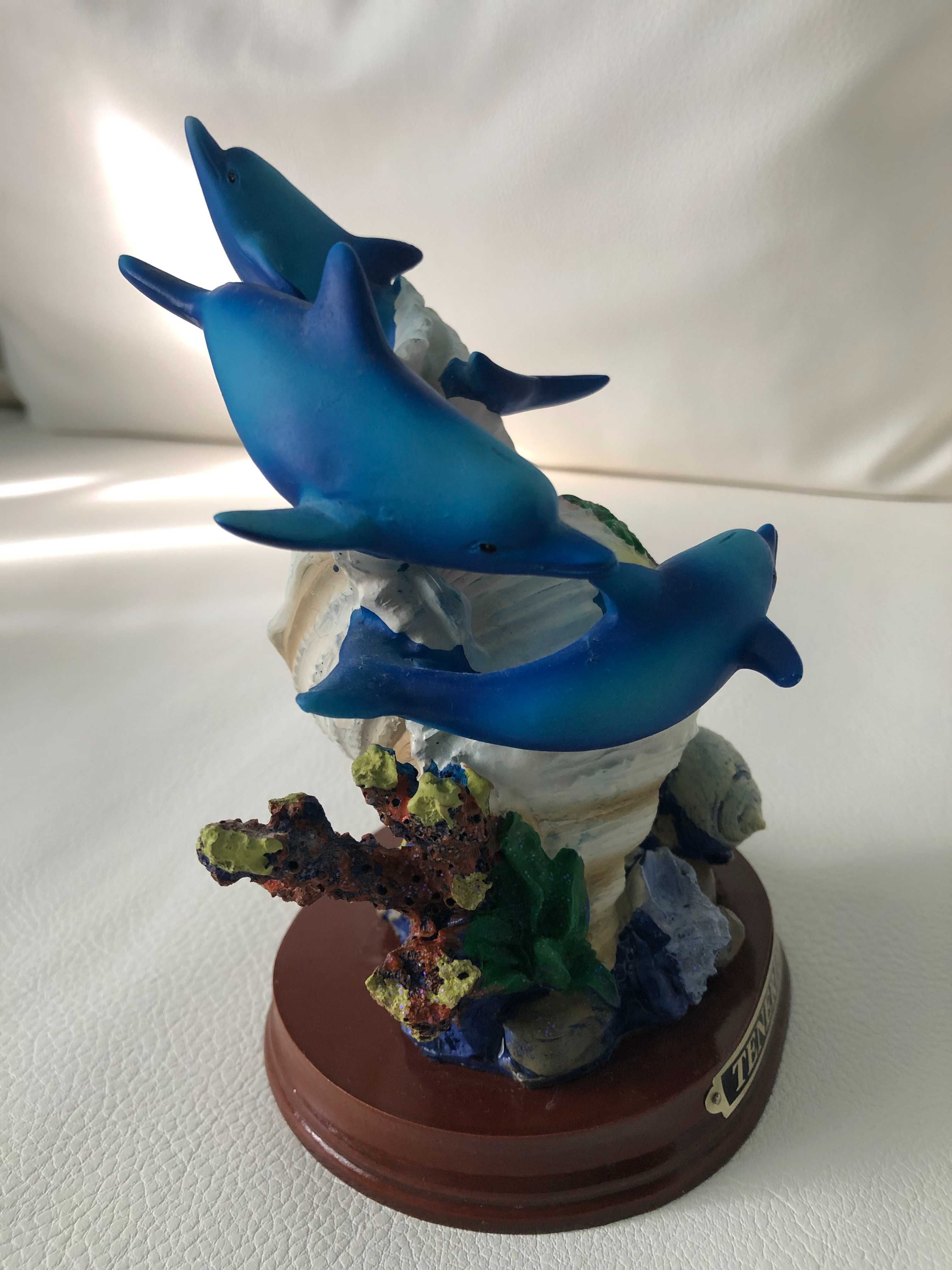 Подарунок з моря Сувенір з дельфінами