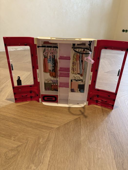 Шафа для Барбі оригінал