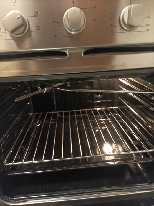 Forno Eléctrico Ariston