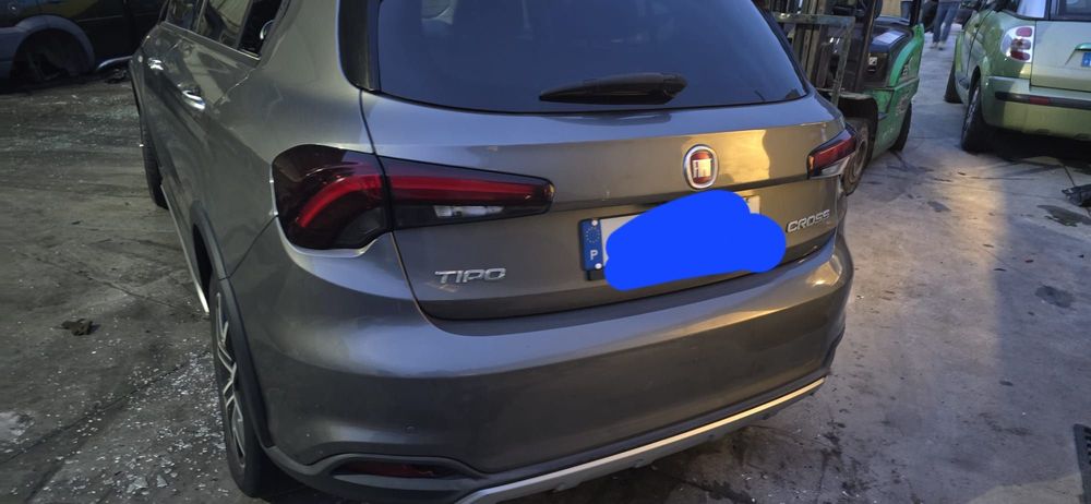 Traseira completa fiat tipo cross